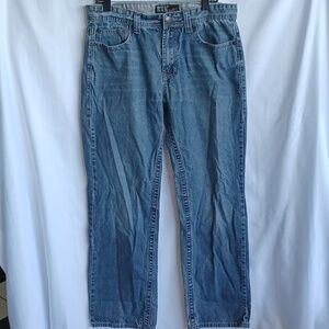 Baileys Point Black Men's Size 34 x 32 Light Wash Blue Denim Straight Leg Jeans